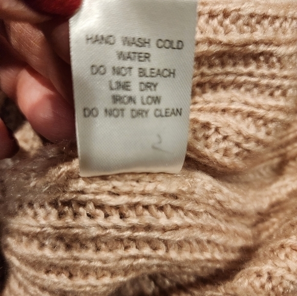 Fashion Nova Off The Shoulder Crop Top Pink Sweater Size Small‎ New With Tags - Picture 9 of 14